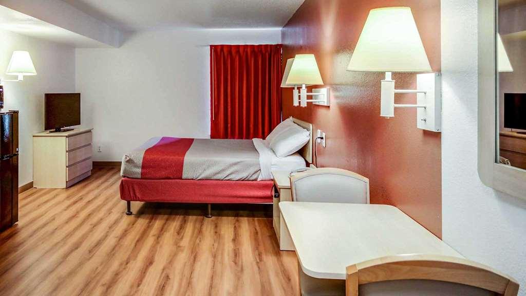 6-greensboro, Nc - Airport Hotel Greensboro