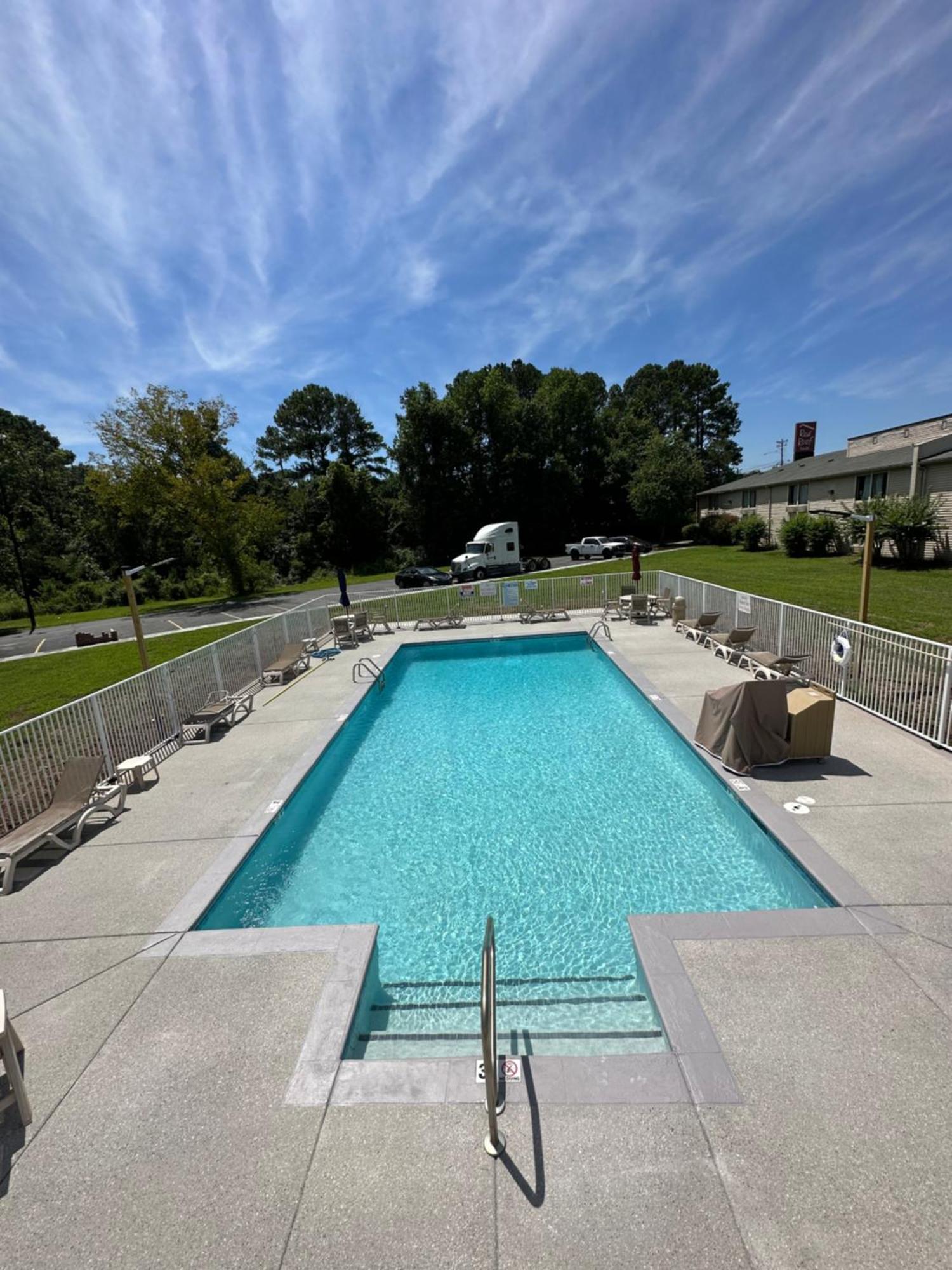 6-greensboro, Nc - Airport 2*